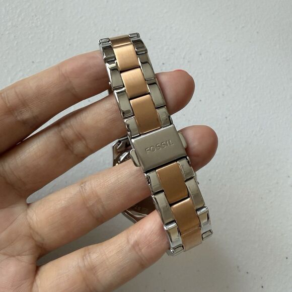 Fossil Rye Women’s Gold Silver Two Tone Multifunctional Watch - Picture 5 of 9